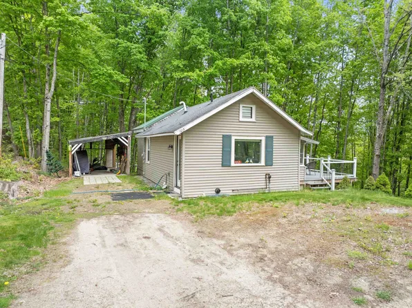 102 Highland Street, Plymouth, NH 03264