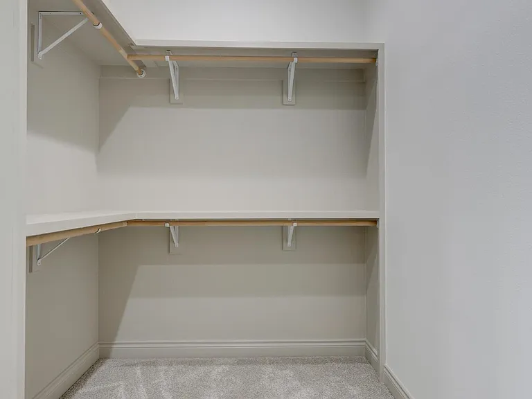 2520 S Cleveland Ave — Photo 17