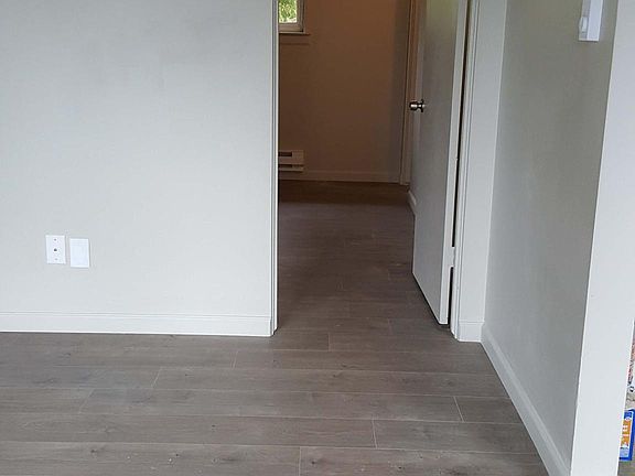 Bed Entrance