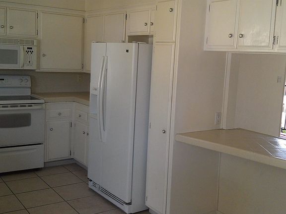 3rd image of 2002 Missouri St Unit 16