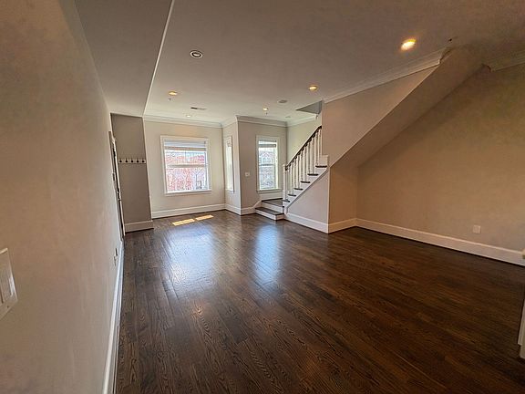 5th image of 3624 10th St NW #6