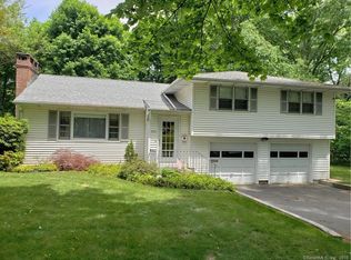 624 Church St, Newington, CT 06111