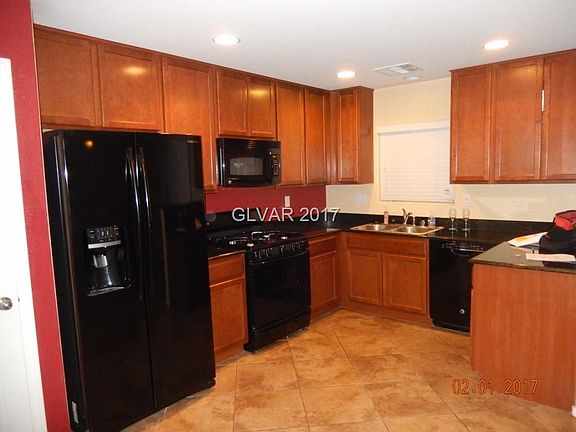 3rd image of 8293 Vanity Fair Ln #0