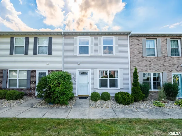 3847 W Palmyra Ct #4, Peoria, IL 61604