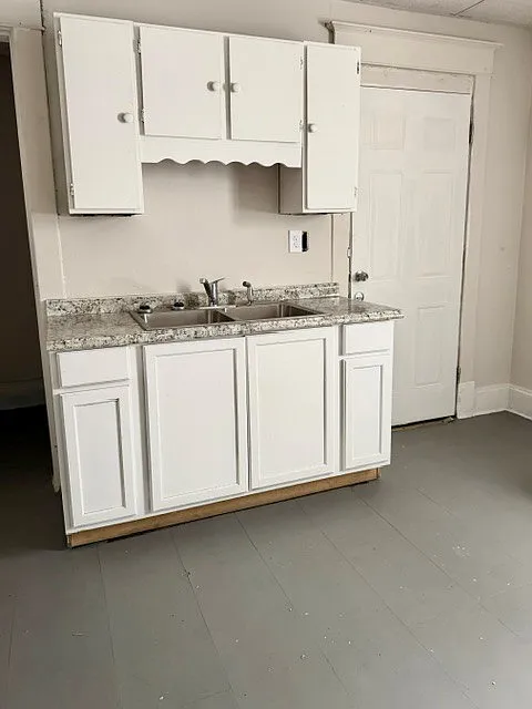 2 bed, 1122 sqft, $1,300 — Photo 4