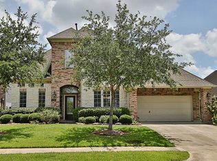 1638 Thunder Lake Ln, Sugar Land, TX 77498