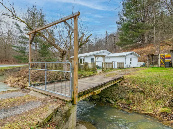 3817 Highway 421 S, McKee, KY 40447