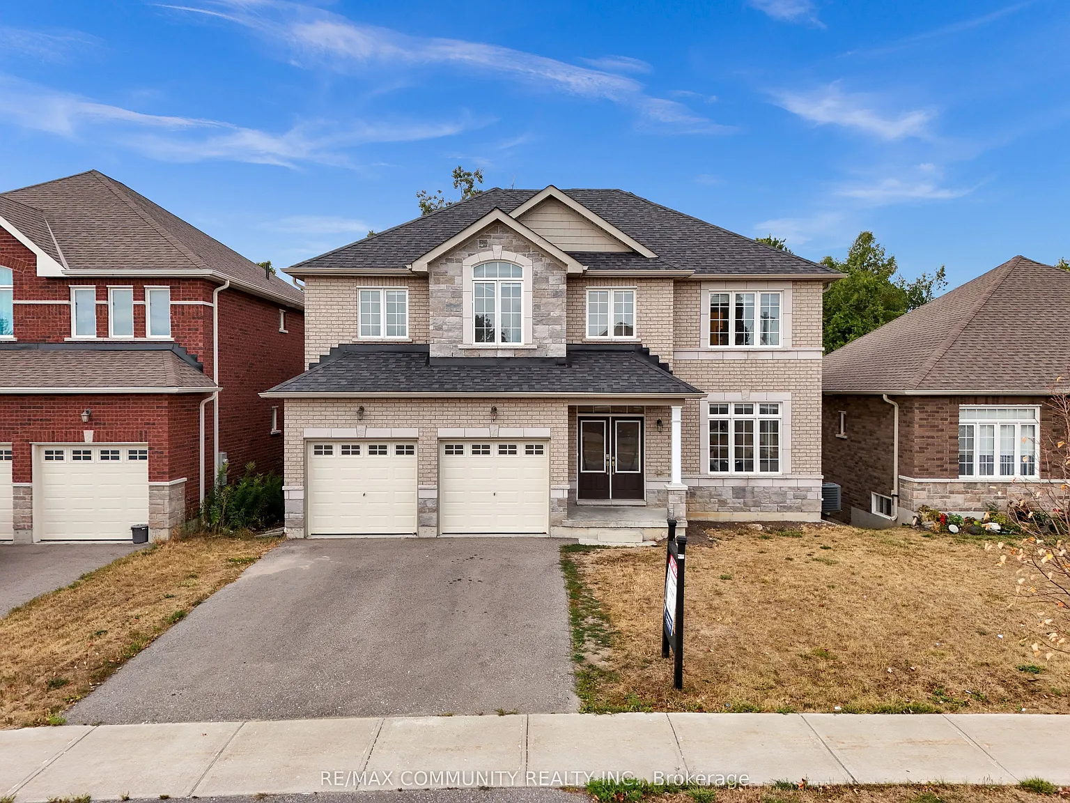 4 bed, $3,200 — Photo 2