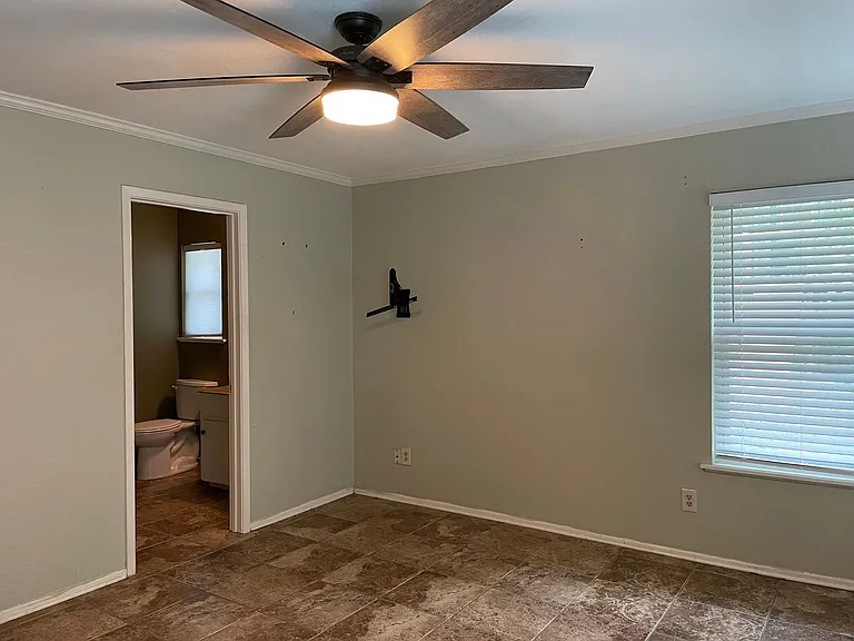 1360 Poppy Ln — Photo 20