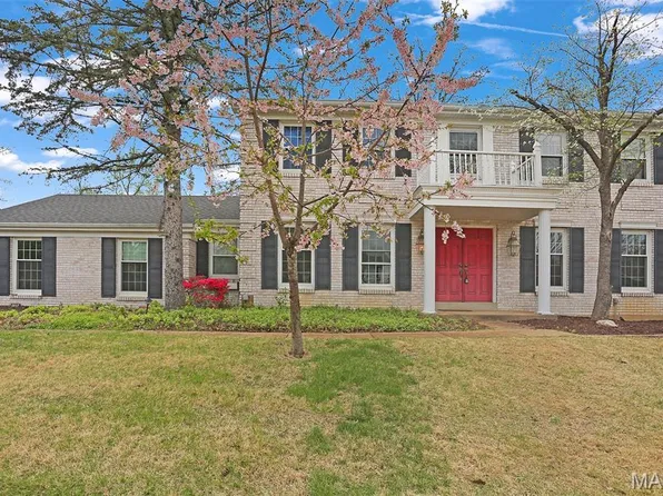 1917 Dovercliff Ct, Chesterfield, MO 63017