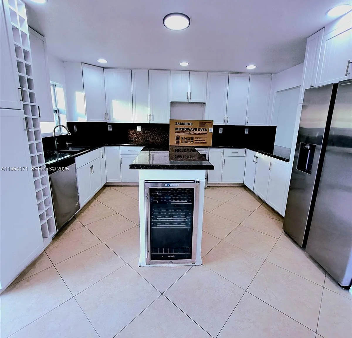 3 bed, 2.5 bath, 1500 sqft, $2,900 — Photo 1