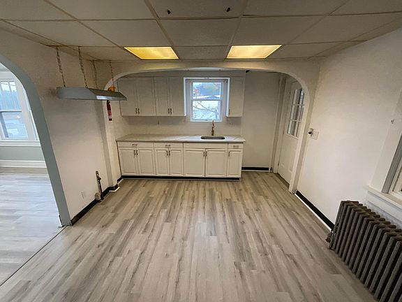 4th image of 413 N Saint Francis Cabrini Ave