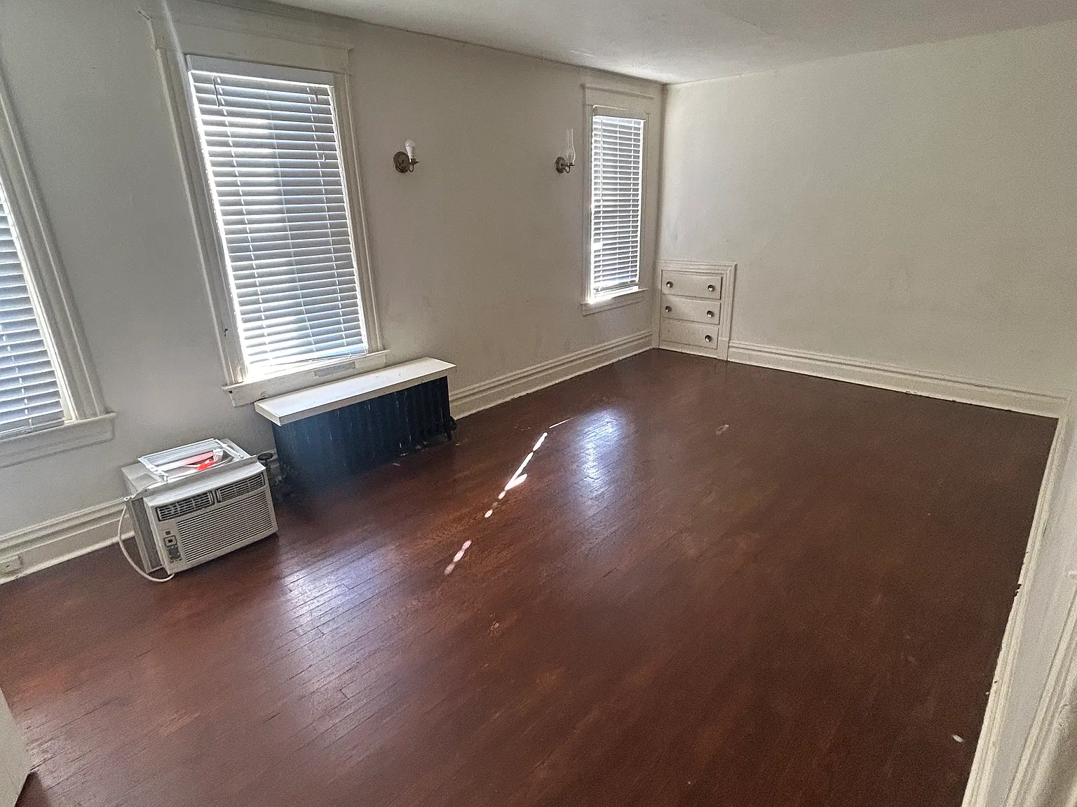 2 bed, 1180 sqft, $2,650 — Photo 4