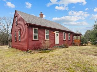 40 Trimtown Rd, Scituate, RI 02857