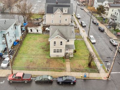 1147 Pembroke Street, Bridgeport, CT, 06608