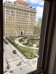 Rented by R New York