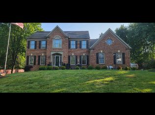 6400 Gayfields Rd, Alexandria, VA 22315