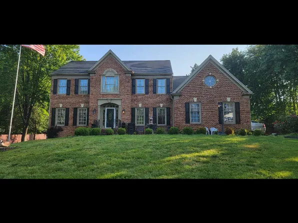 6400 Gayfields Rd, Alexandria, VA 22315