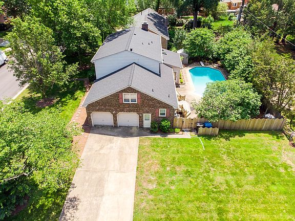 2nd image of 505 Lord Dunmore Dr