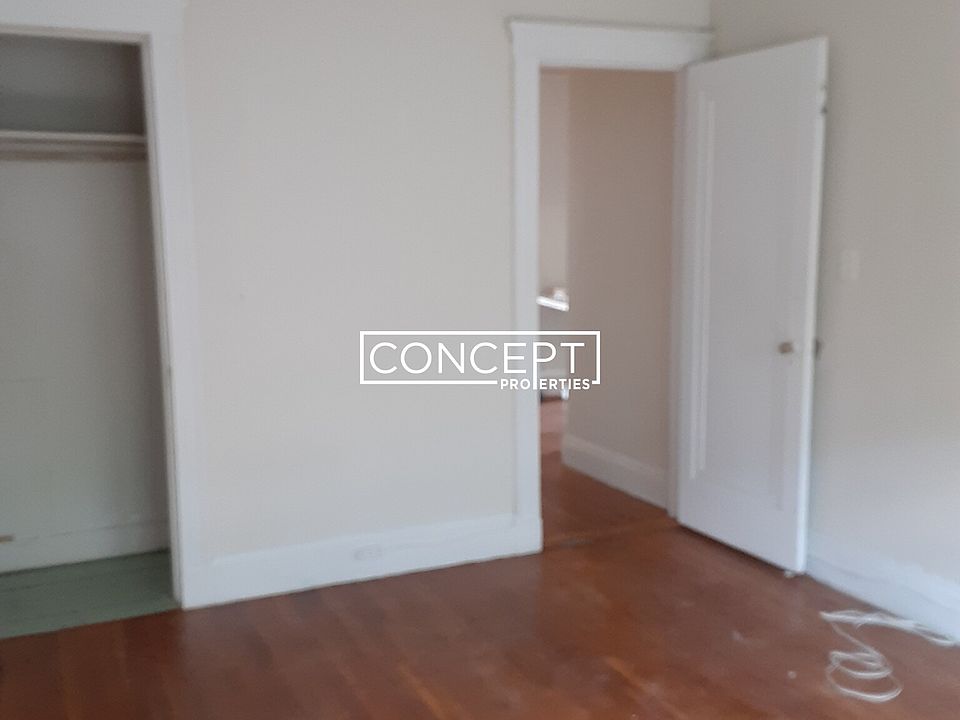 1st image of 70 Chiswick Rd APT 20