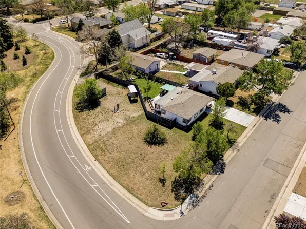 910 S Alcott Street, Denver, CO 80219