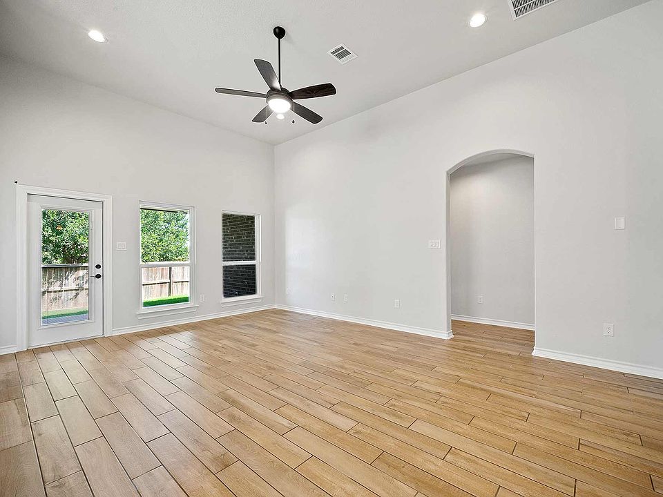 Magnolia Plan, Horizon Pointe, Converse, TX 78109 Zillow