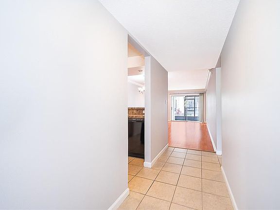 3rd image of 2932 Plaza Terrace Dr #2932