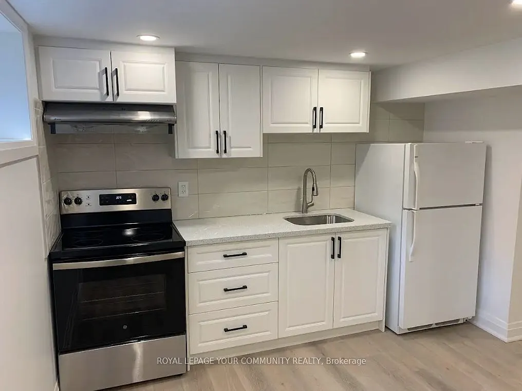2 bed, $1,400 — Photo 2