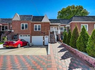 8949 Vanderveer St, Queens Village, NY 11427