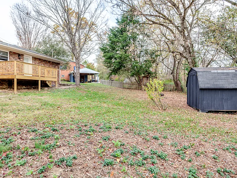 6608 Langston Dr — Photo 32