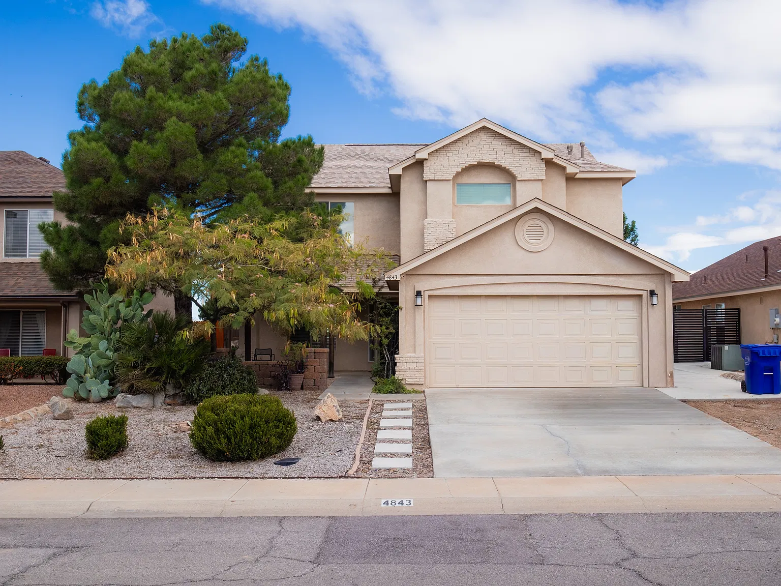 4843 Calle Bella Avenue - 1 — Photo 2