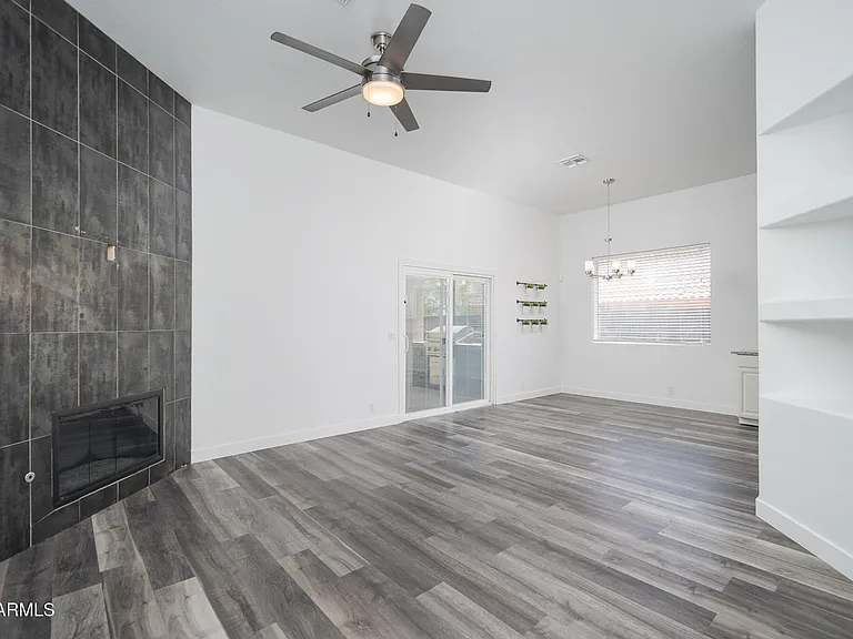 18031 N 15th Pl — Photo 5