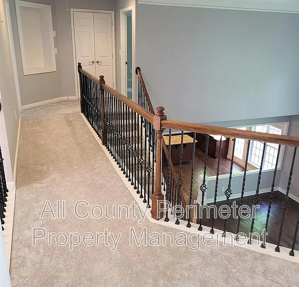 4445 Agard St — Photo 37