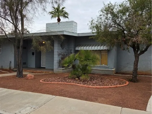 569 Canosa Ave, Las Vegas, NV 89104