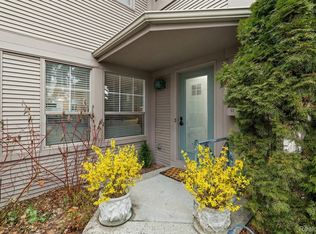 1065 N Old Woodward Ave, Birmingham, MI 48009