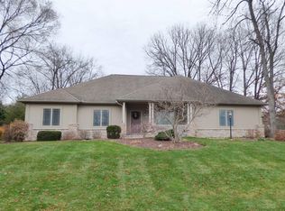 17501 Farmington Square Rd, Granger, IN 46530