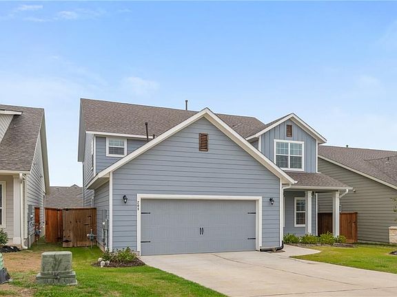3rd image of 208 Wild Sage Ln
