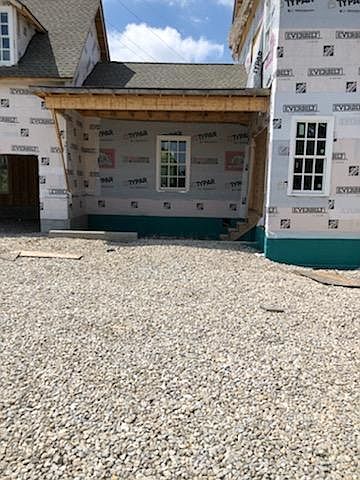 2nd image of 6985 Bulrush Ct