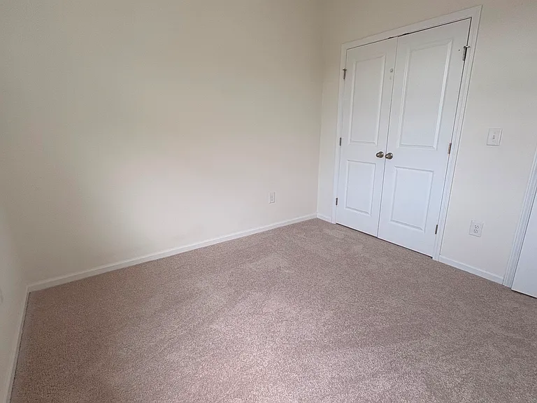 1121 Diamond Dove Ln — Photo 22