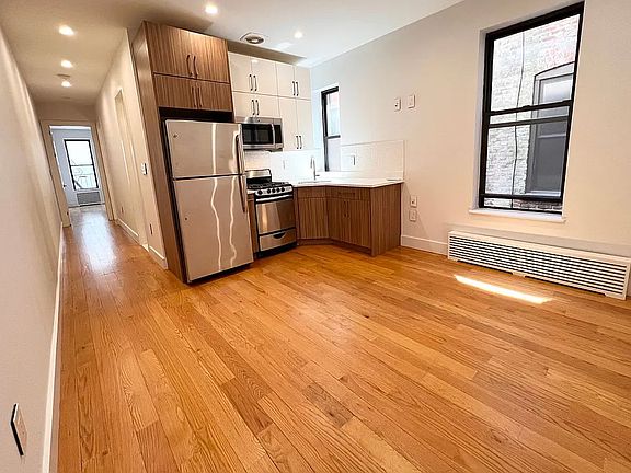 2nd image of 211 8th Ave APT 3D