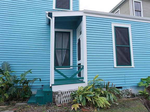3rd image of 409 16th St