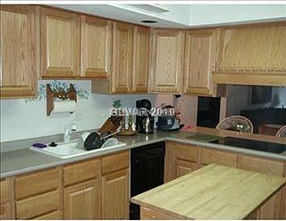 2nd image of 3641 Castille St