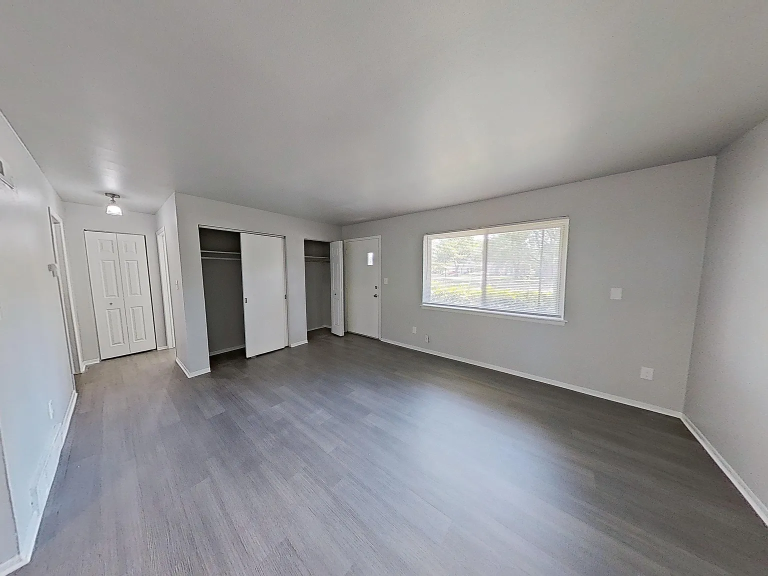 1 bed, 700 sqft, $900 — Photo 1