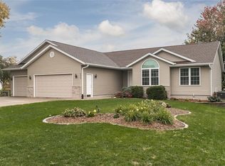 2065 Pike Ct, Marion, IA 52302