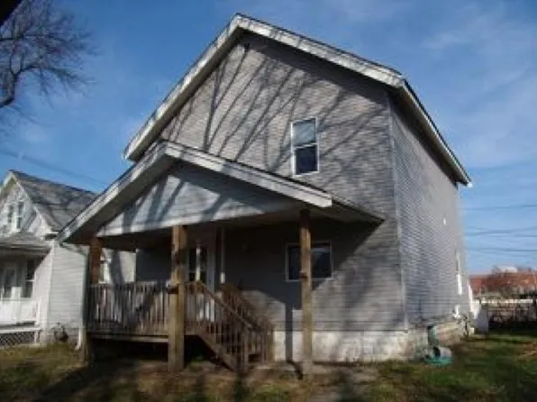 219 7th St SW #1, Cedar Rapids, IA 52404