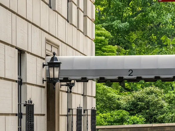 2 East 67th Street image 5 of 7