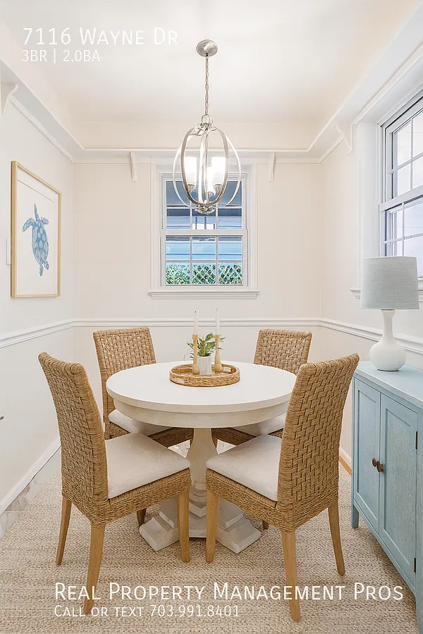Charming Craftsman on a Huge Lot | 3 Bedrooms & Fully Renovated Lower Level — Photo 4