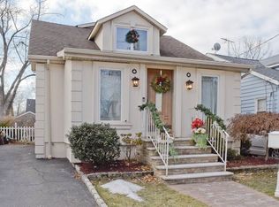 14 Clark Pl, Bloomfield, NJ 07003