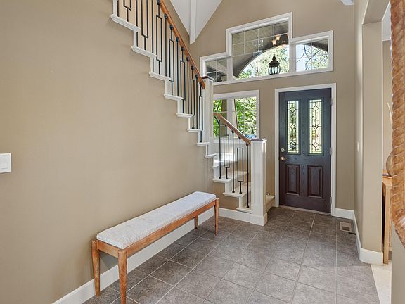 4th image of 60775 Currant Way