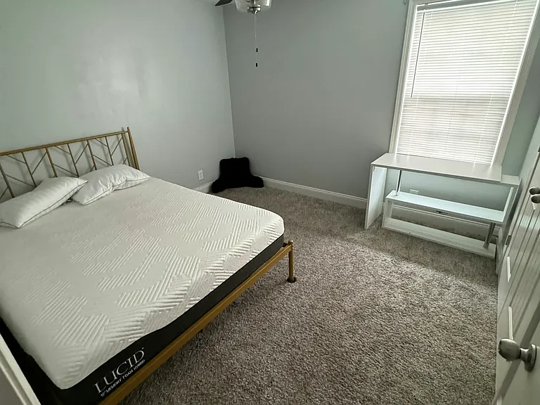 1373 Sussex Dr #3 — Photo 1